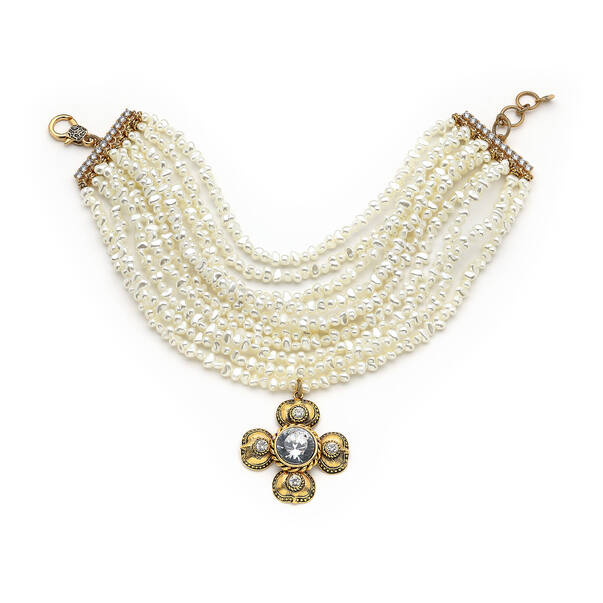 Clove Charm Pearl Necklace - 1