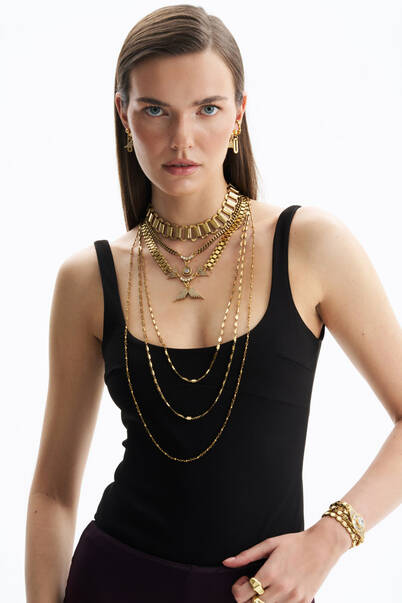 Lavish Gold Plated Charm Chain Necklace - 2