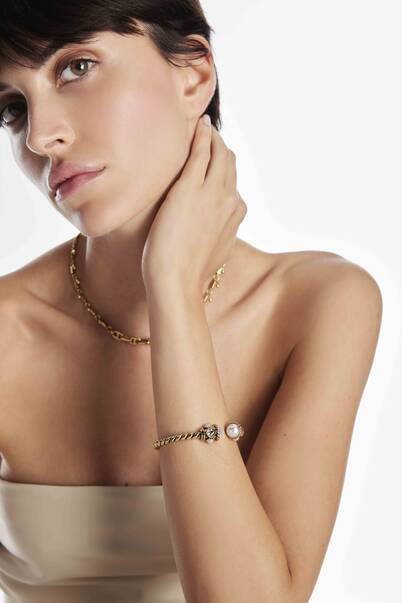 Perla Pearl Gold Plated Handcuff Bracelet - 2